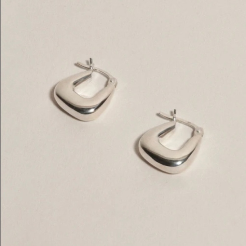 J. Hannah Tetra Hoops I - Silver